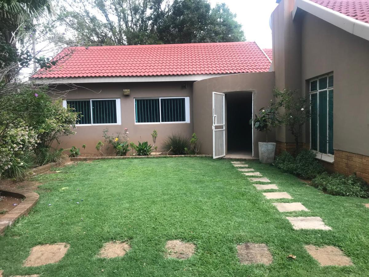 La Benroy Klerksdorp Exterior foto